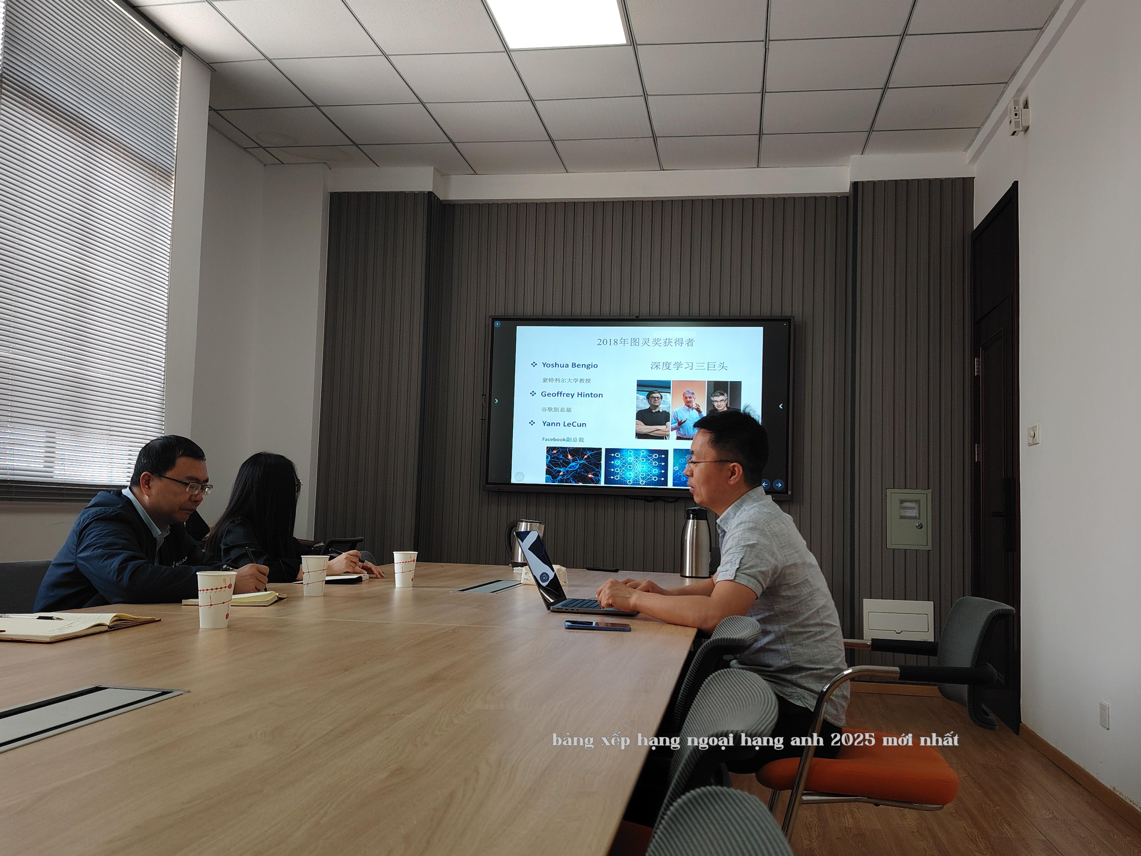 Hợp tác trường doanh nghiệp thêm một trang mới | Veeskim Detection Technology và Đại học Giang Nam cùng khám phá của công nghệ nhận biết thông minh